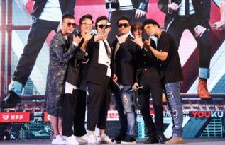 极限挑战第三季完整版在线观看,笑中带泪的兄弟情，挑战极限的欢乐之旅